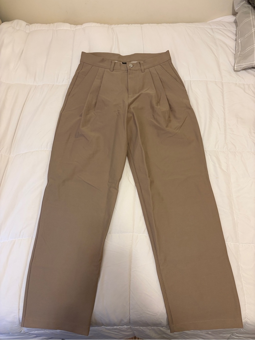Lululemon Ultitech twill relaxed pleated trouser 32x32